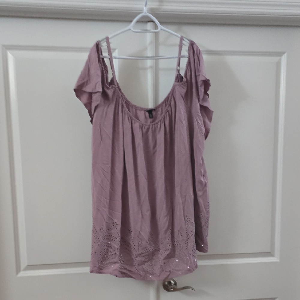 NWT: Torrid Mauve Gathered Top